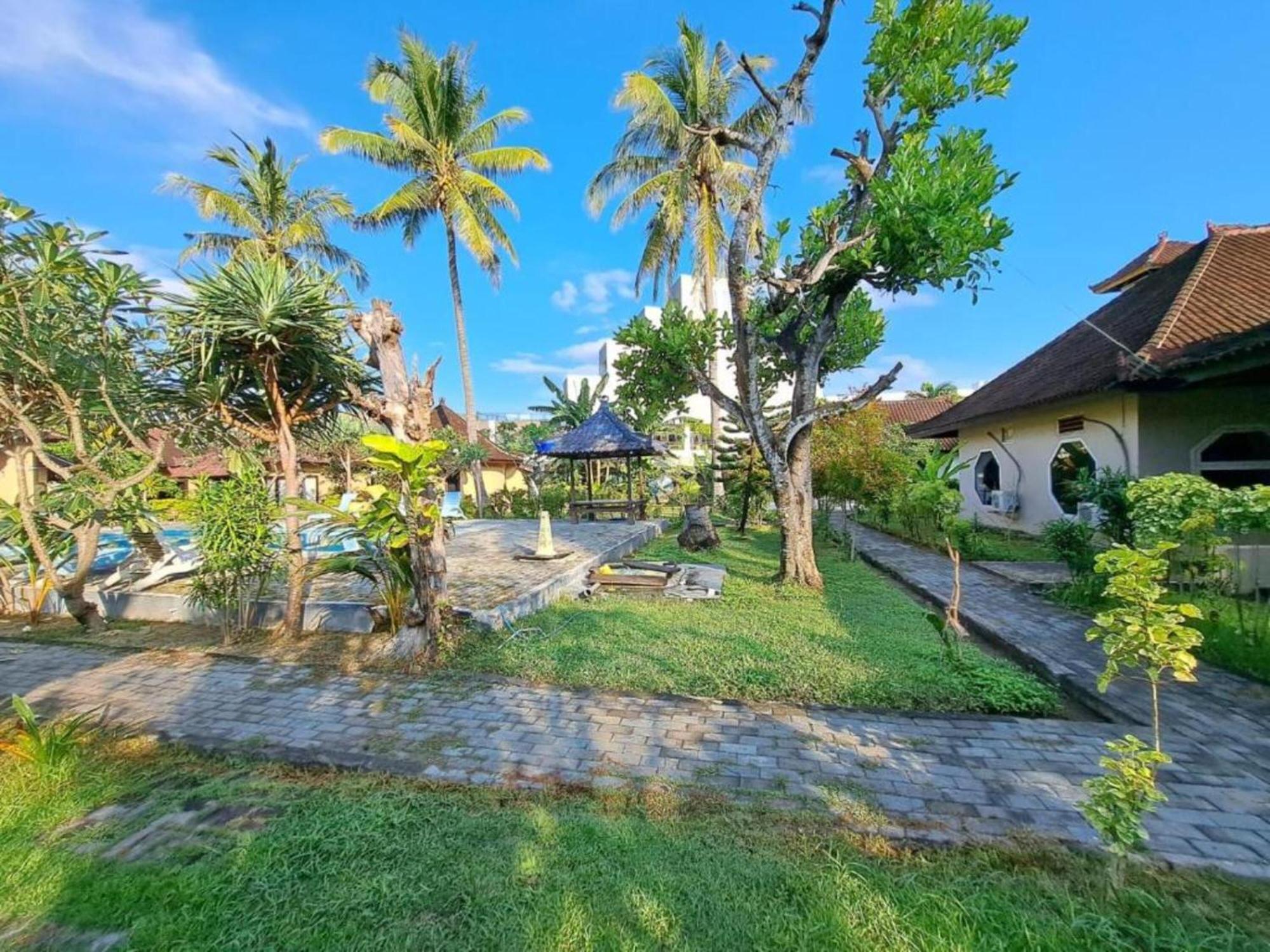 Kuta  Gguesthouse מראה חיצוני תמונה